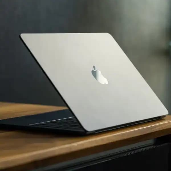 Will Apple release a Macbook with cellular connectivity before 2027?